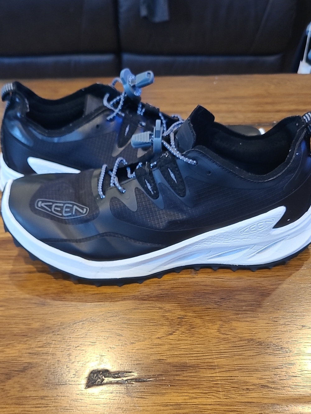 Keen Zionic Speed Womens Hiking Shoes Sz 10 Black  Sneakers